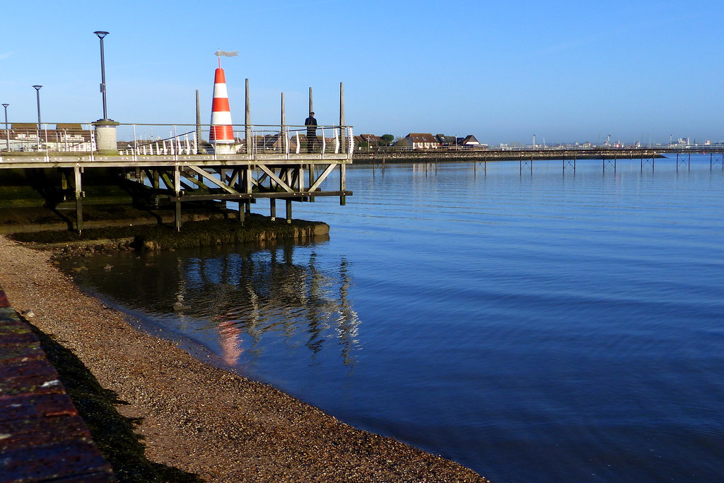 Hythe Waterfront Hythe, Hampshire Gillian Thomas Flickr