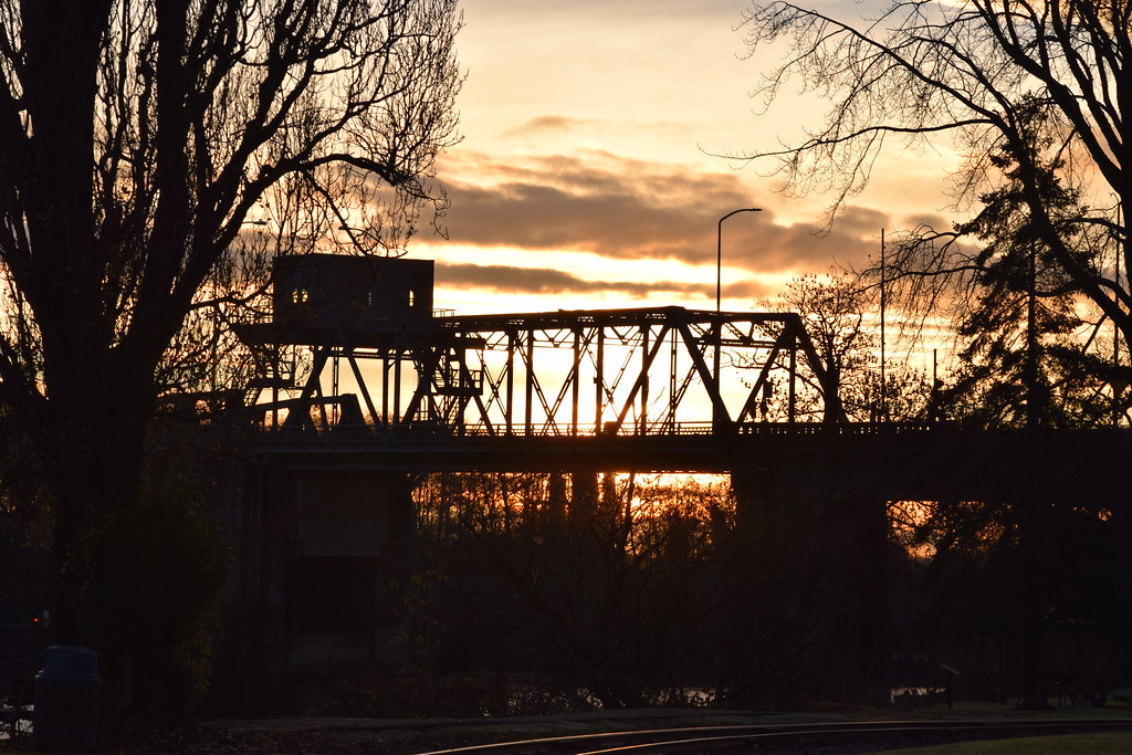 Simpson Ave. Bridge, Sunrise Hoquiam River Mickey JT Flickr