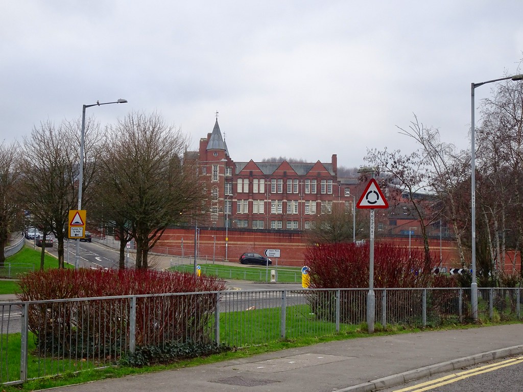 West Mon School, Blaendare Road, Pontypool 5 January 2019 Flickr