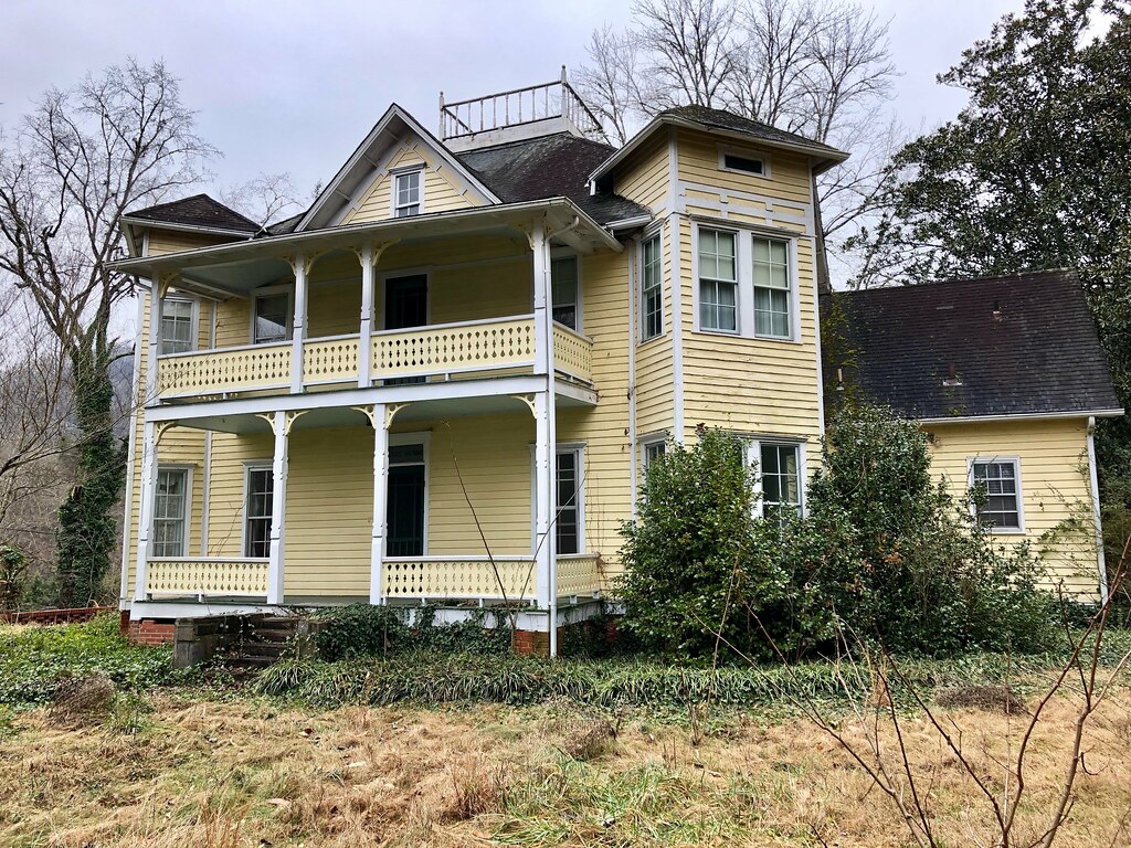 Squire Watkins Inn, Dillsboro, NC This is the former Squir… Flickr