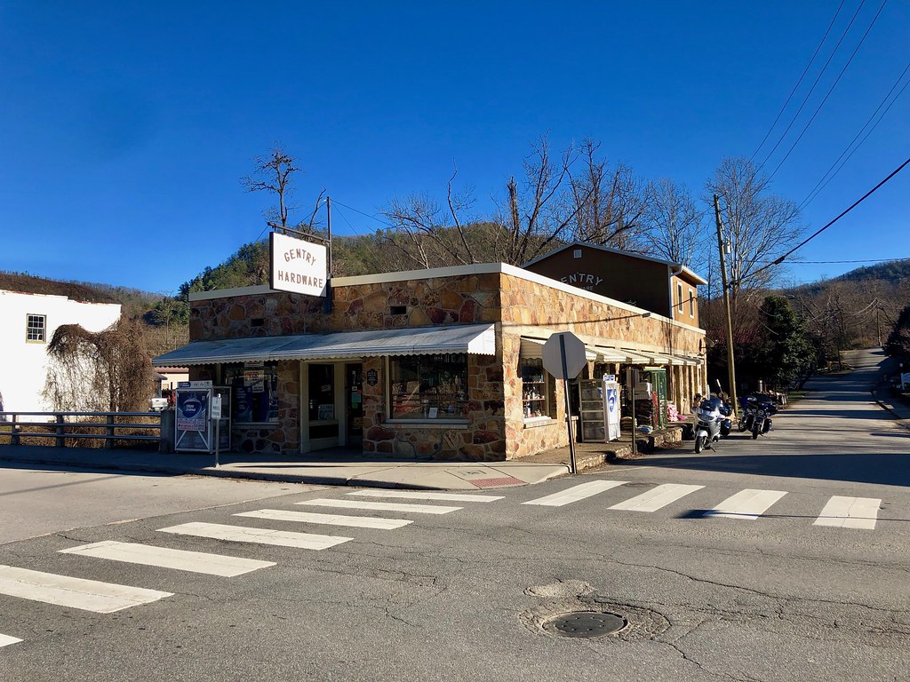 Gentry Hardware, Hot Springs, NC Warren LeMay Flickr