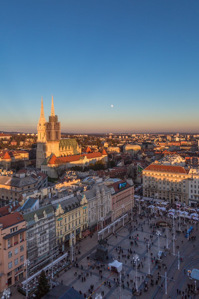 Zagreb sunset Zagreb sunset lights.of.world Flickr