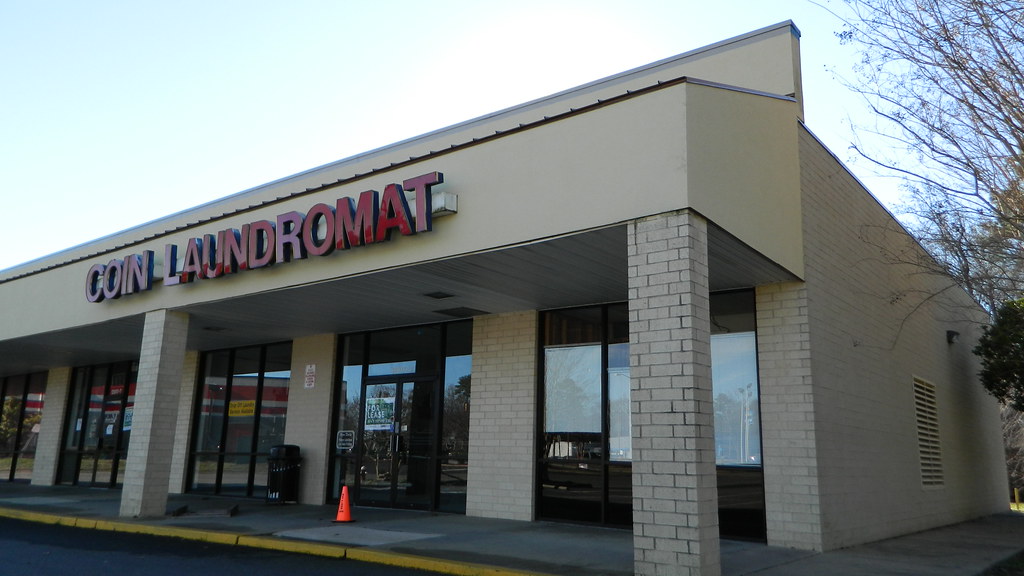 Mr. Bubbles Laundromat (closed) Mr. Bubbles Laundromat (cl… Flickr