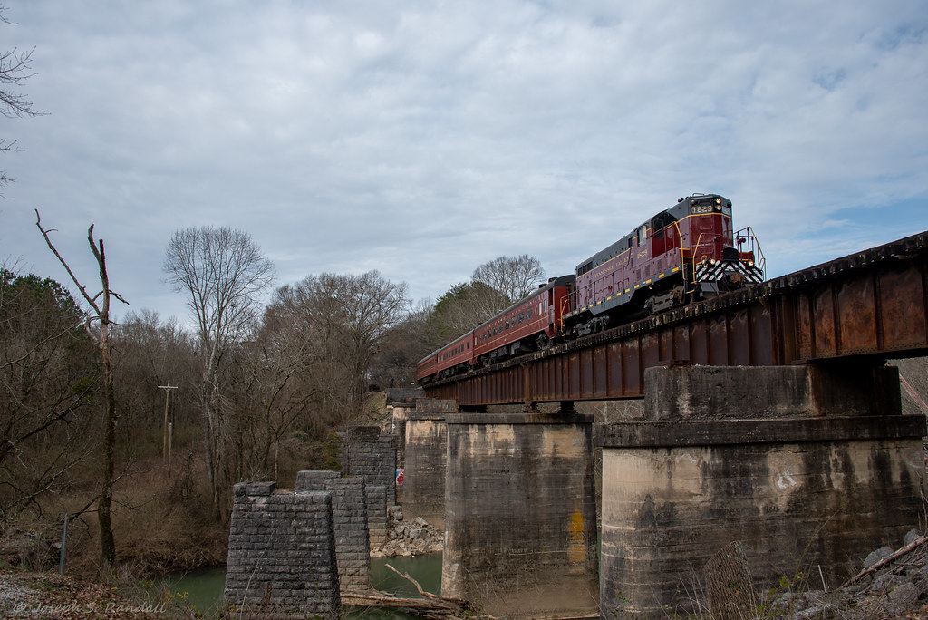 Chickamauga Creek Geep Tennessee Valley Railroad Museum GP… Flickr