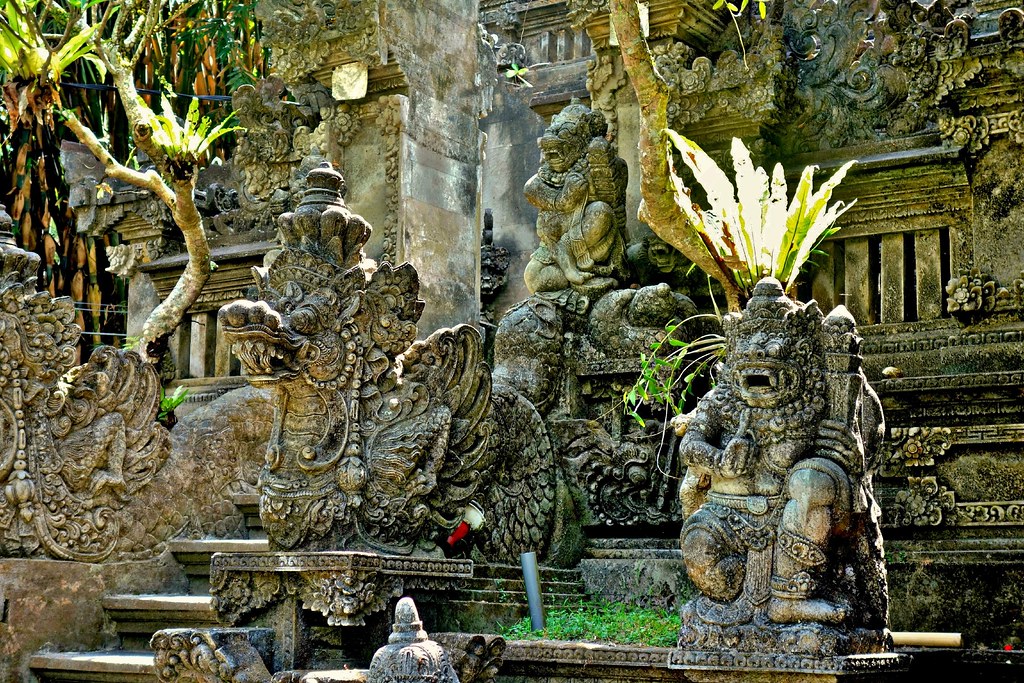 Indonesien Bali Unterwegs In Ubud Tempel Und Hinduistische Gottheiten 17871 11076 A Photo On Flickriver