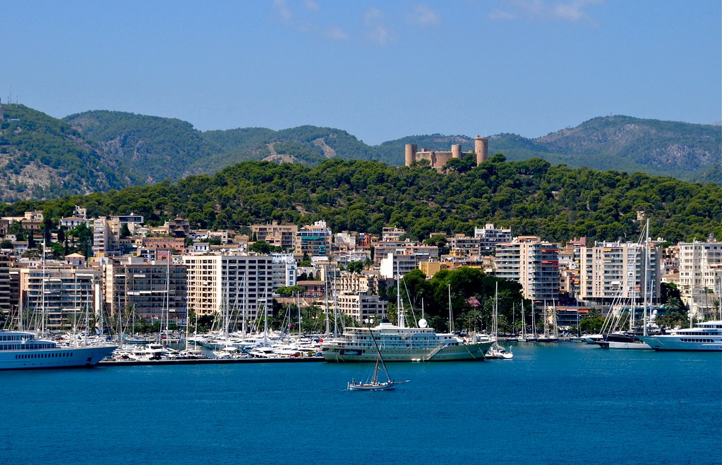 MALLORCA LA ISLA DE LA CALMA A mi amiga Maria, ( ISLEÑA … Flickr