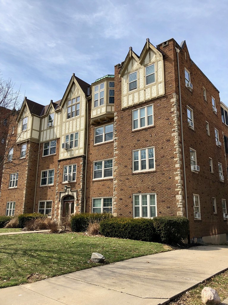 Madison Road, Hyde Park, Cincinnati, OH Warren LeMay Flickr