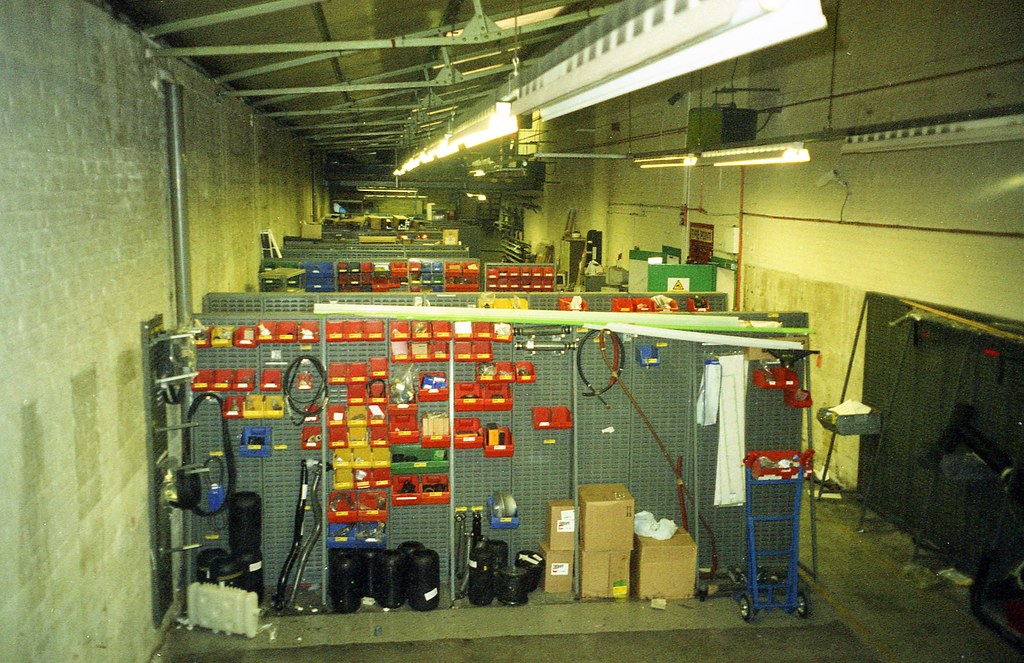 Cowley Road Garage Main Stores from Stores office Glanvi… Flickr