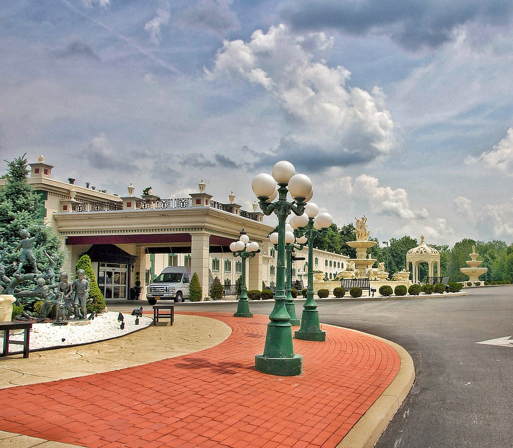 Salvatore’s Italian Gardens Cheektowaga New York East … Flickr