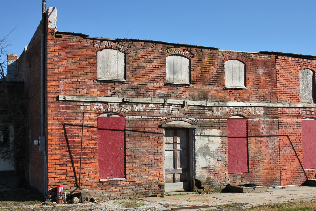Downtown Building (Rear view) Farragut, IA Tom McLaughlin Flickr