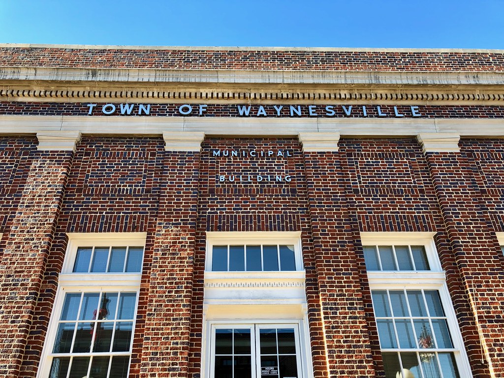 Old Post Office, Waynesville, NC Warren LeMay Flickr