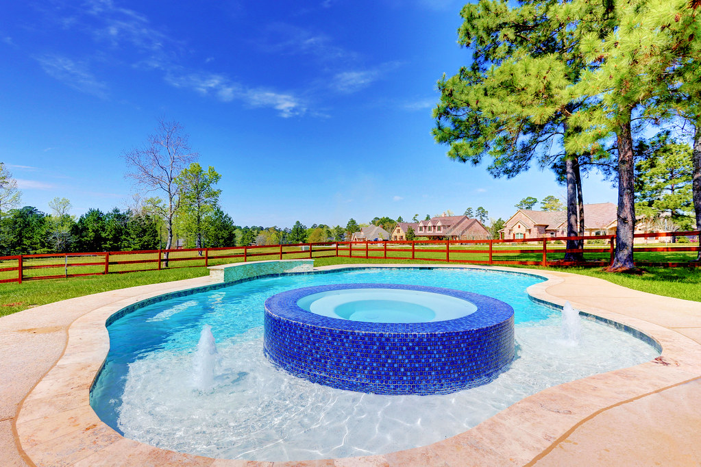 1630 Opal Trail _ Emerald Lakes _ Willis, TX _ Gated Commu… Flickr