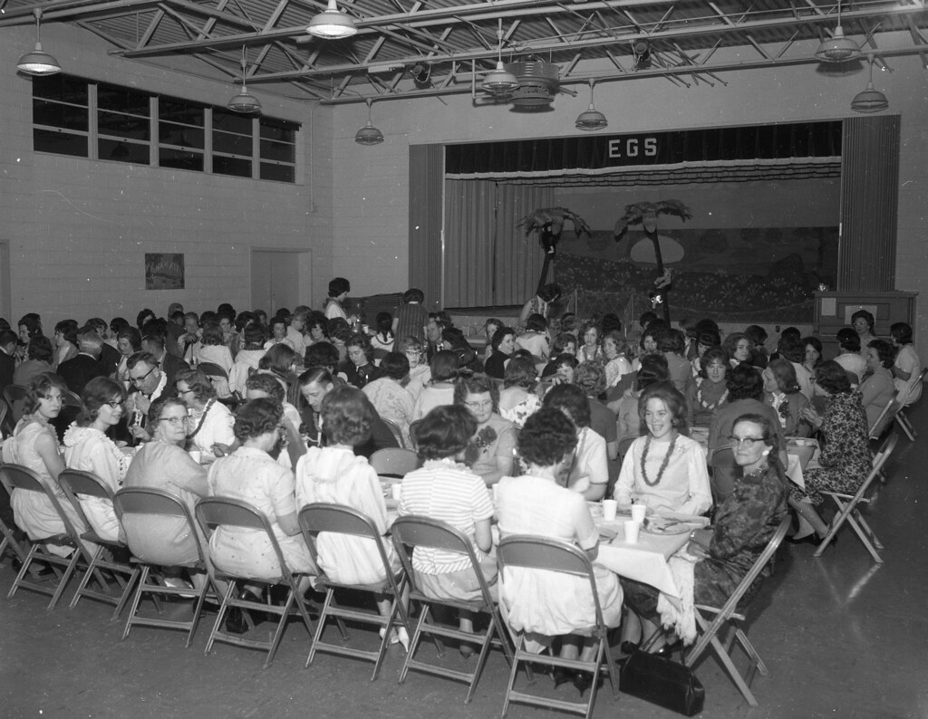 Eubank High School Eubank High School Mother and Daughter … Flickr