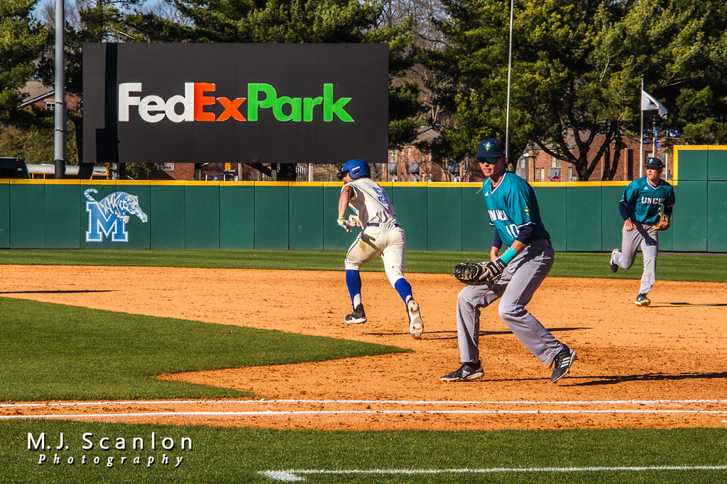 University of Memphis Baseball The U of M Tigers play a ho… Flickr