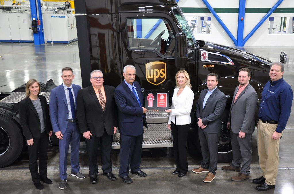 UPS Receives Milestone 200,000th PACCAR MX Engine Assembled at PACCAR