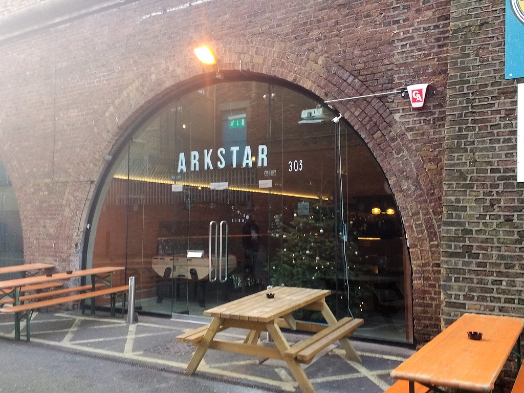 Arkstar, Holloway, N7 An Antic pub under railway arches ju… Flickr