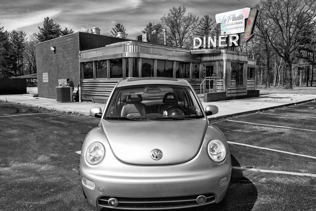 _DSC1167 VW and Diner Birch Run MI. Charles Bonham Flickr