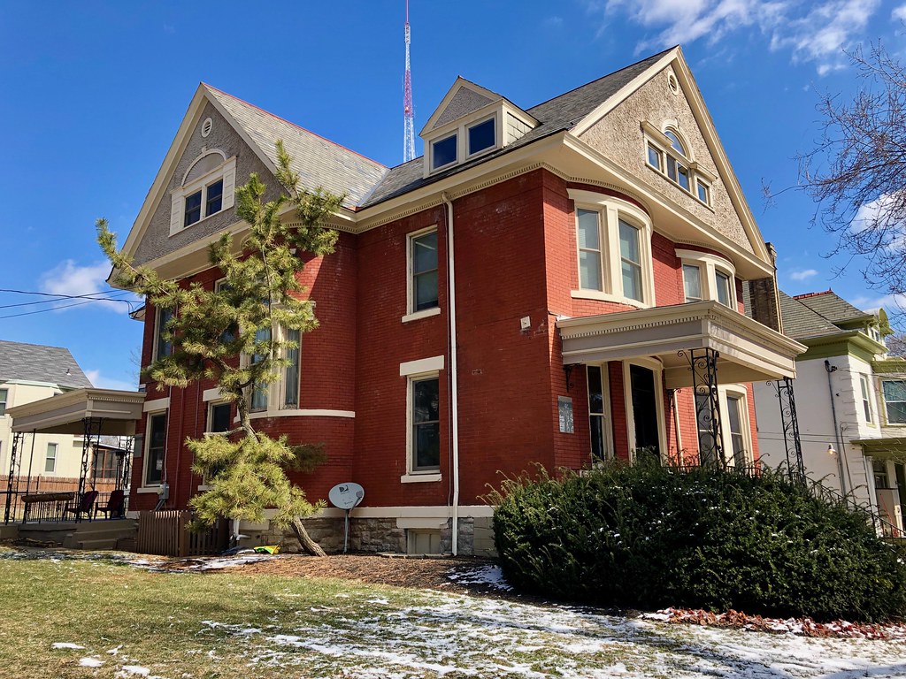 McGregor Avenue, Mount Auburn, Cincinnati, OH Warren LeMay Flickr