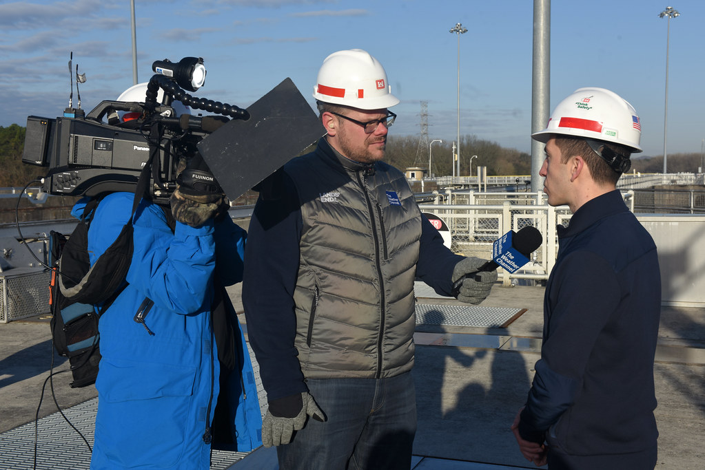 Justin Michaels reports for Weather Channel at Old Hickory Dam a