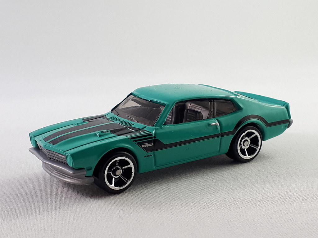 Hot Wheels 1971 Ford Maverick Grabber Muscle Car, 57 OFF