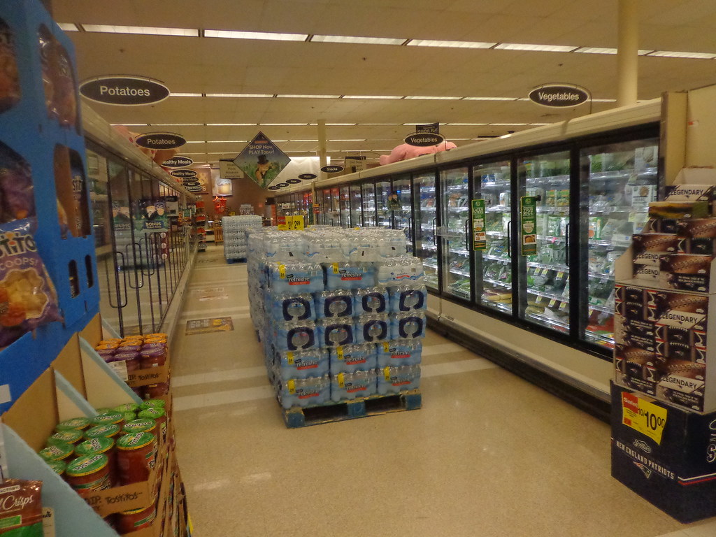 Shaw's Supermarket Sturbridge, Massachusetts a photo on Flickriver