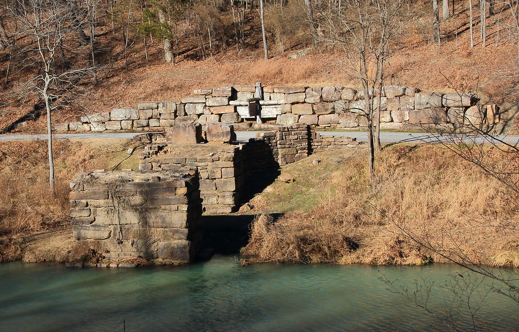 Foundation of Old Lee Creek Bridge, Devils Den State Park … Flickr