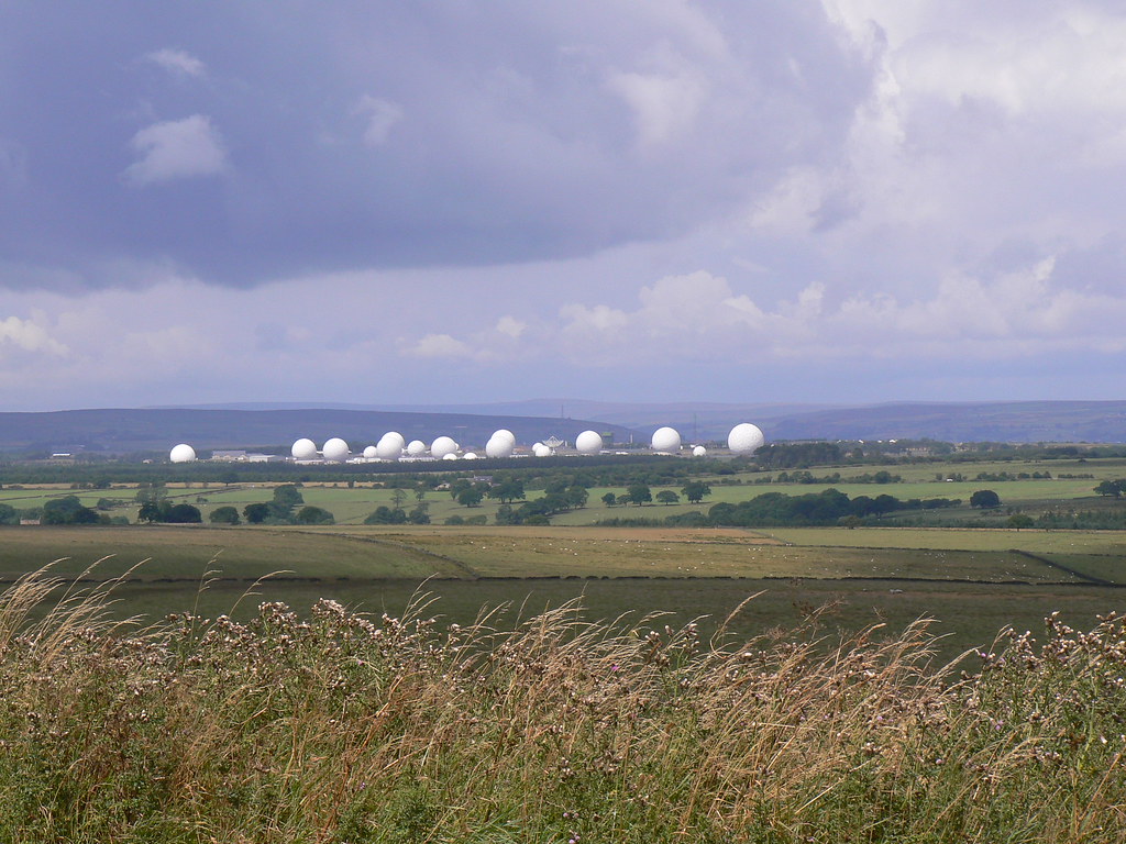 Golf balls at Harrogate (from Little Alms Cliff) Reggie Blinker Flickr