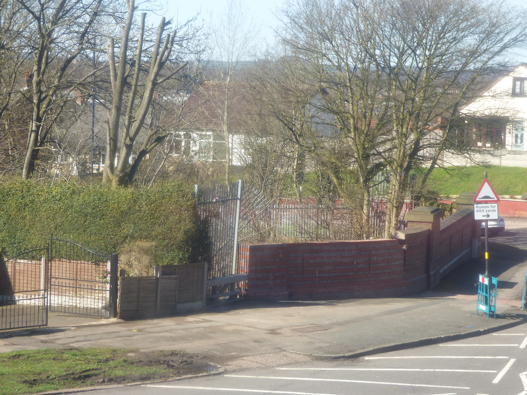 The repaired bridge on Vicarage Road, Kings Heath a photo on Flickriver