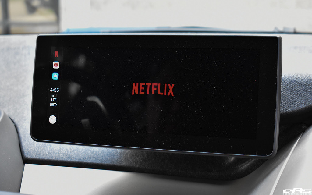 i3 Apple CarPlay Netflix, Youtube, Chrome european auto source Flickr