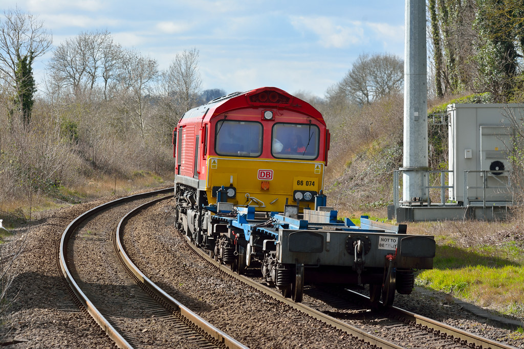 DSC_8529 66074 Kiveton Park The remaining trains and works… Flickr