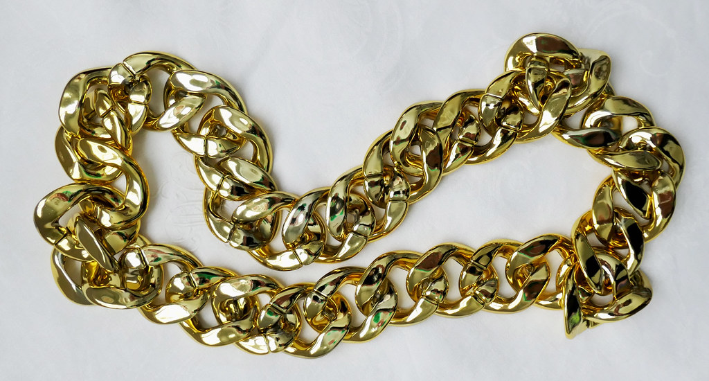 Fake gold necklace with huge links Explore! Fake Our D… Flickr