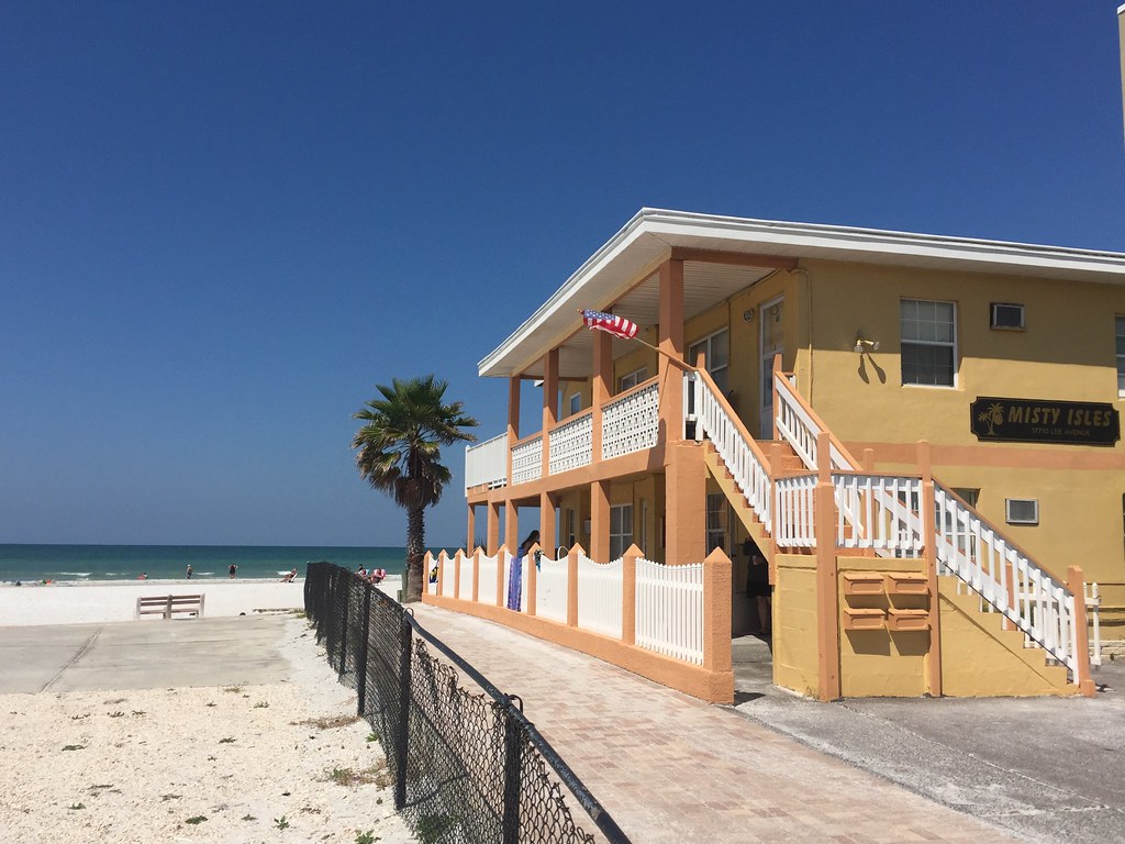 Beach rental Redington Shores, Pinellas County FL. Mark Evans Flickr