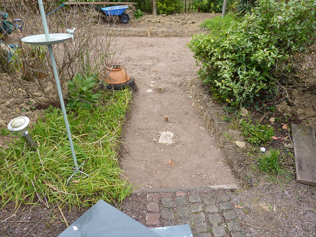 Patio. Whole area with half the depth of subbase MOT comp… Flickr