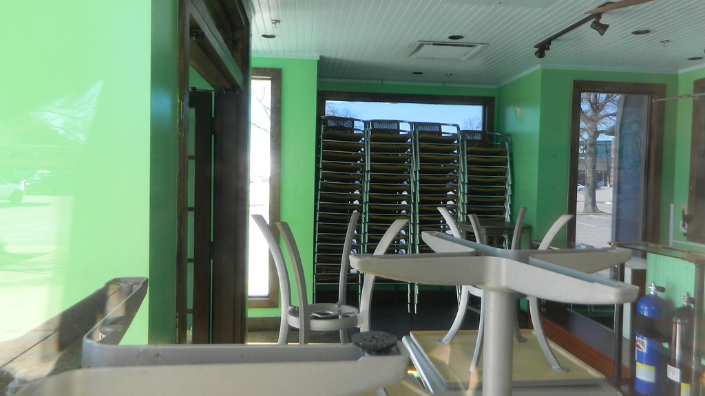 Cheeseburger in Paradise interior (closed) Cheeseburger in… Flickr