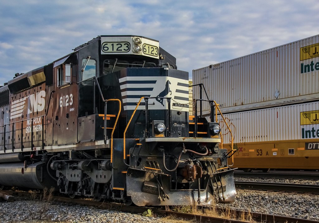 Pomona Yard 1/8/19 christopherseay Flickr