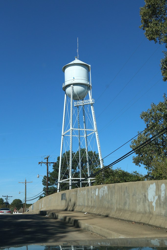 Coldwater, MS Water Tower Central Avenue Andy Tucker Flickr