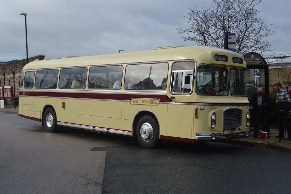 Preserved West Yorkshire Road Car Co. CRG6 TWW766F Bristol… Flickr