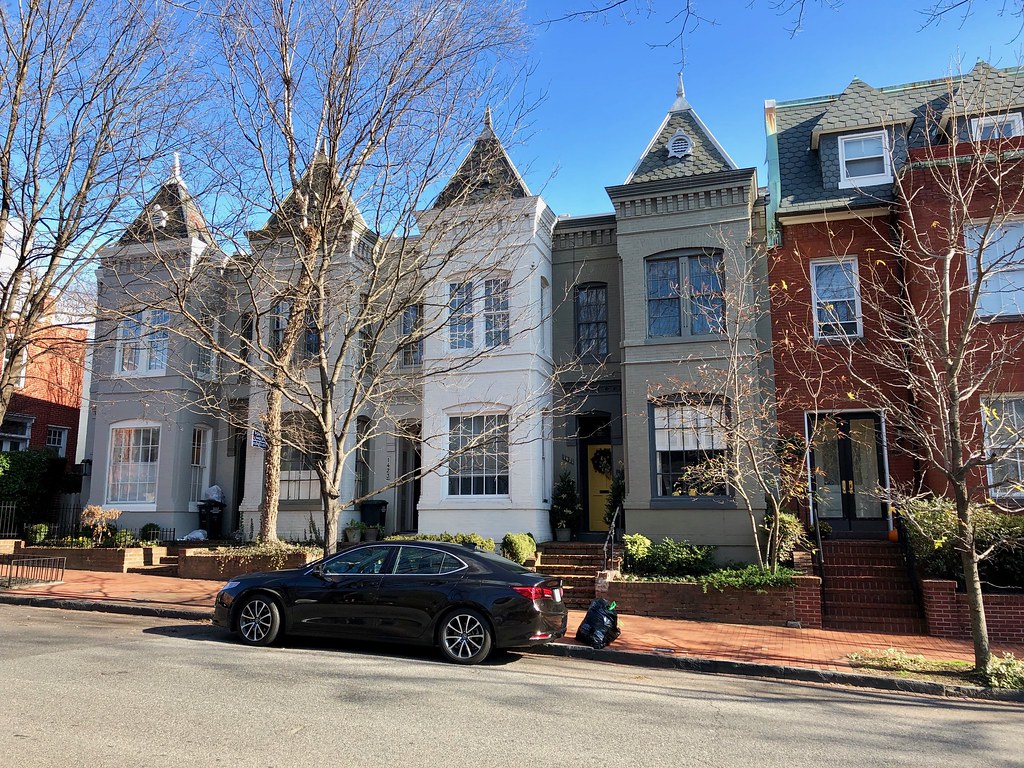 35th Street NW, Washington, DC Warren LeMay Flickr