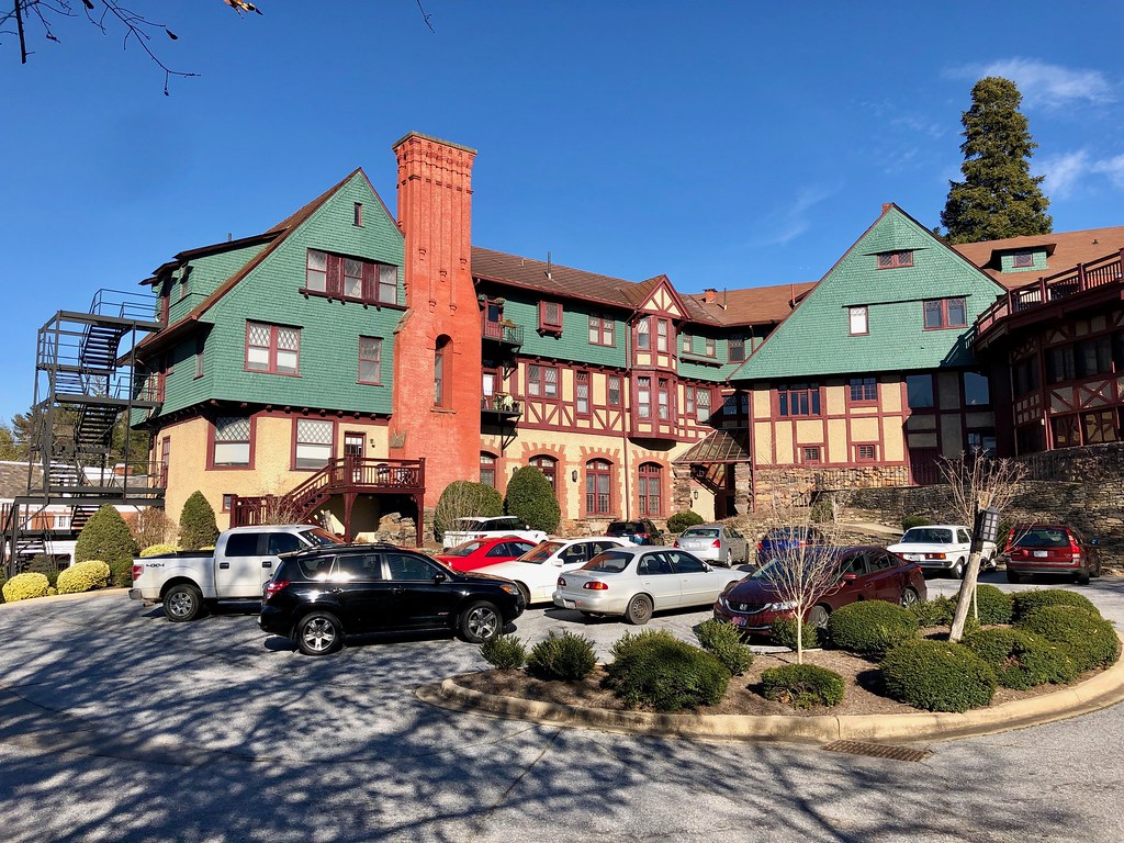 Manor Inn, Albemarle Park, Asheville, NC The Manor Inn was… Flickr