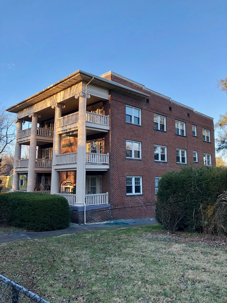 Cumberland Apartments, Montford, Asheville, NC Warren LeMay Flickr