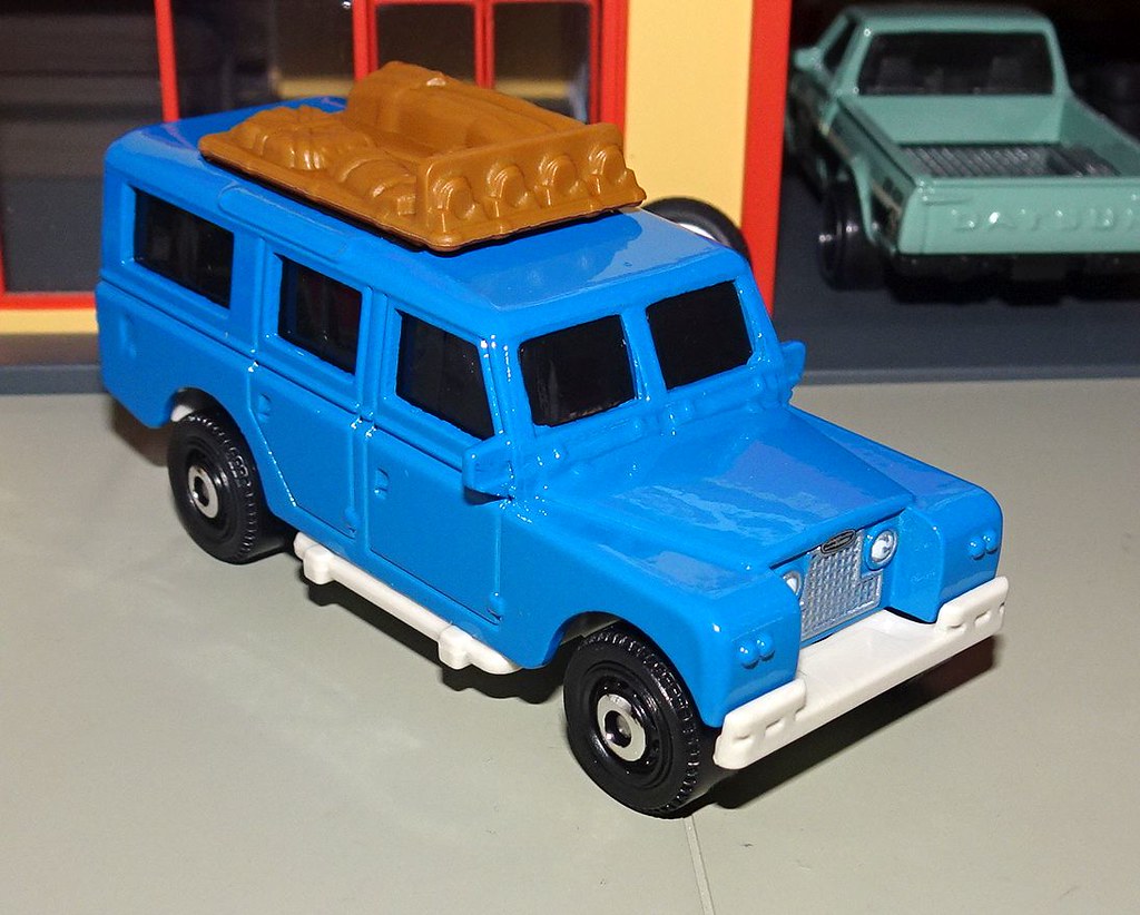 Matchbox '65 Land Rover Gen II Jarrod Flickr