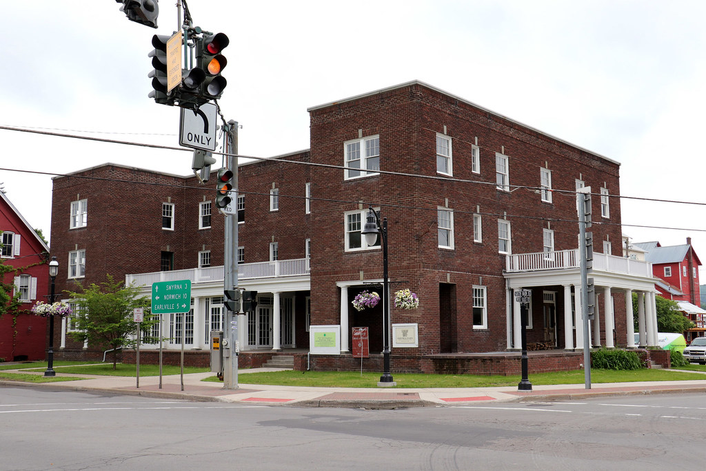 Sherburne Inn The Sherburne Inn continues to be renovated … Flickr
