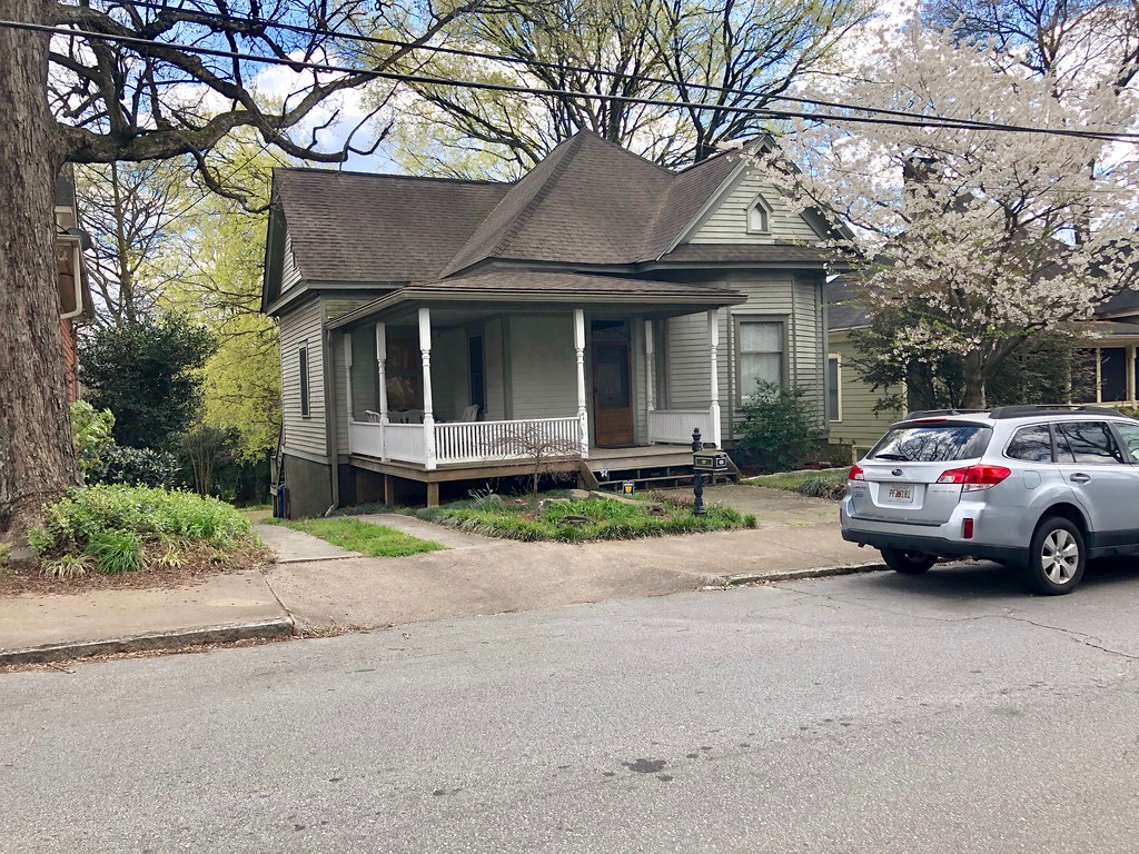 Kirkwood Avenue, Cabbagetown, Atlanta, GA Warren LeMay Flickr