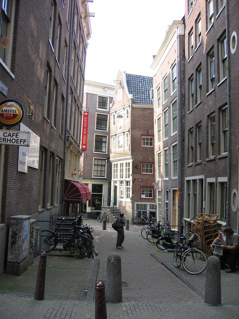 Cafe het Haven van Texel in de Olofssteeg , nice old build… Flickr