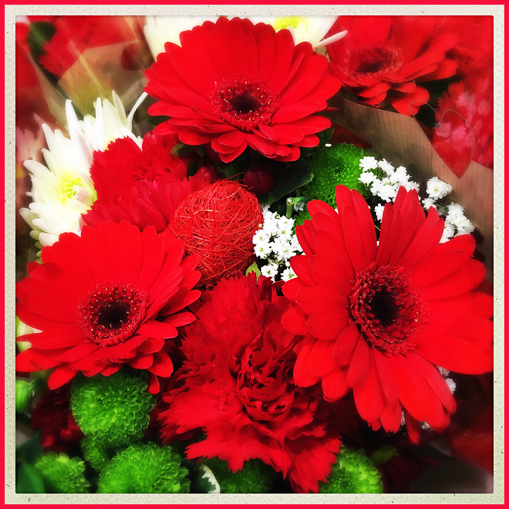 Say it with flowers (43/365) A bouquet of flowers in a loc… Flickr