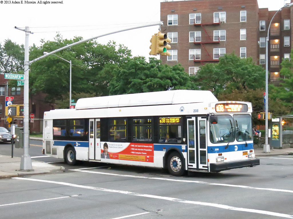 208 2011 New Flyer C40LF 208, Penelope Avenue and Woodhave… Flickr