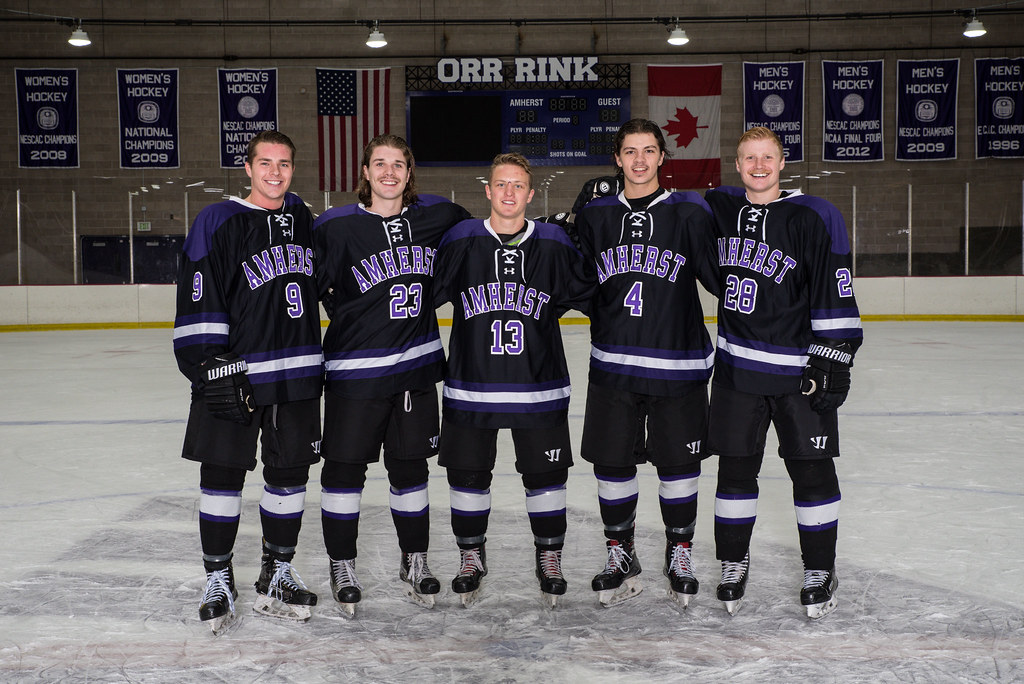 Amherst_Mens_Hockey_Team_Day_20181115_CS2_9376 Amherst Mammoths Flickr