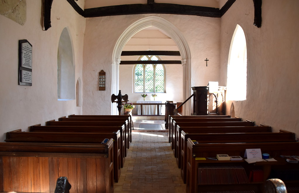 looking east St Mary, Naughton, Suffolk Naughton is a tiny… Flickr