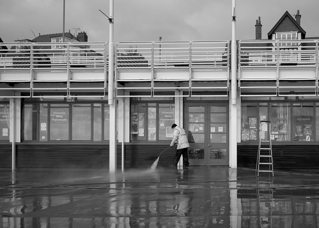 Bridlington Spring clean Tony McLean Flickr