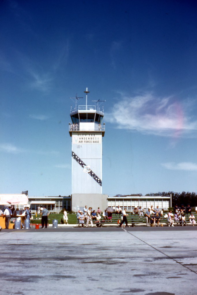 Vandenberg AFB Tower Control tower at Vandenberg Air Force… Flickr
